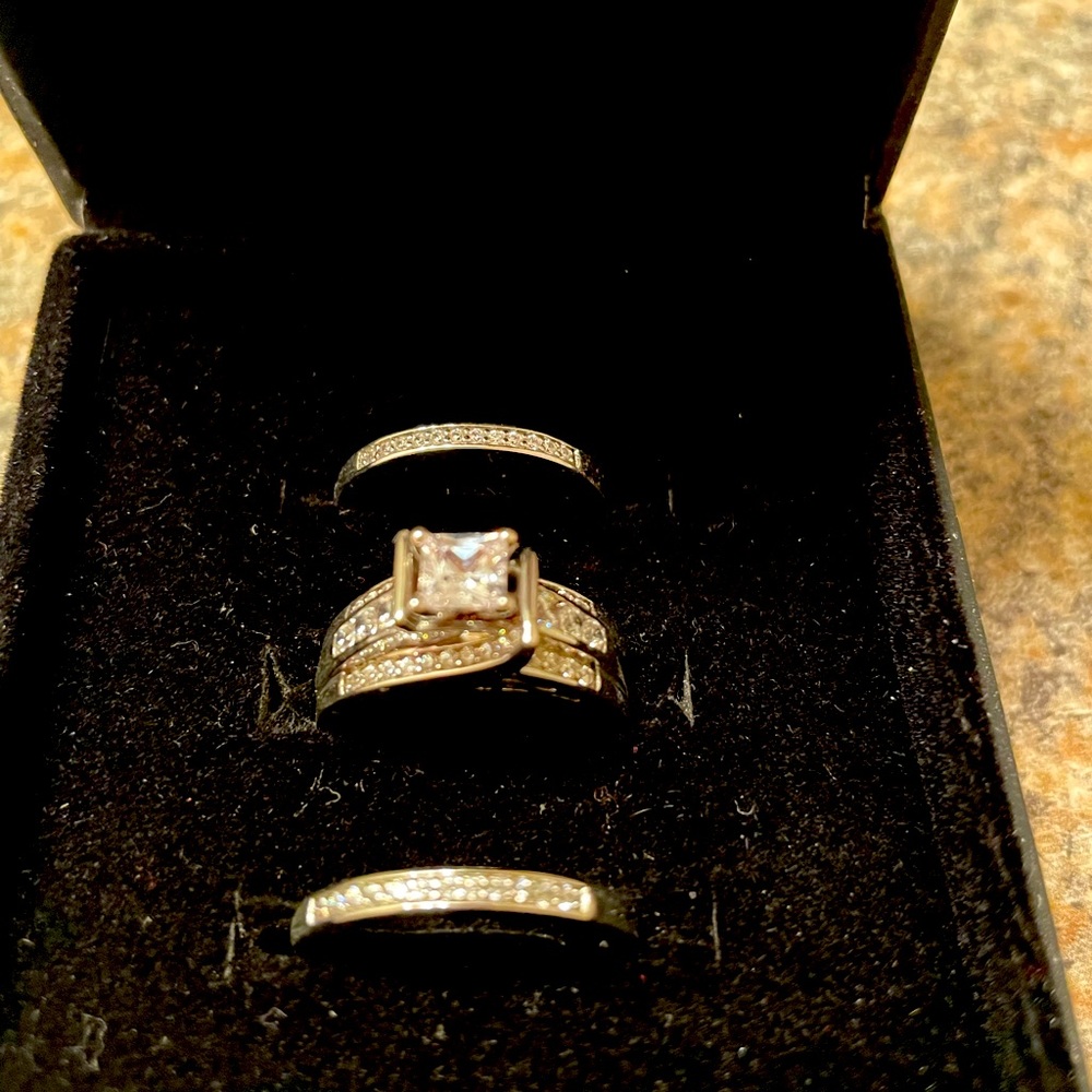 Sterling silver engagement ring with CZ diamonds